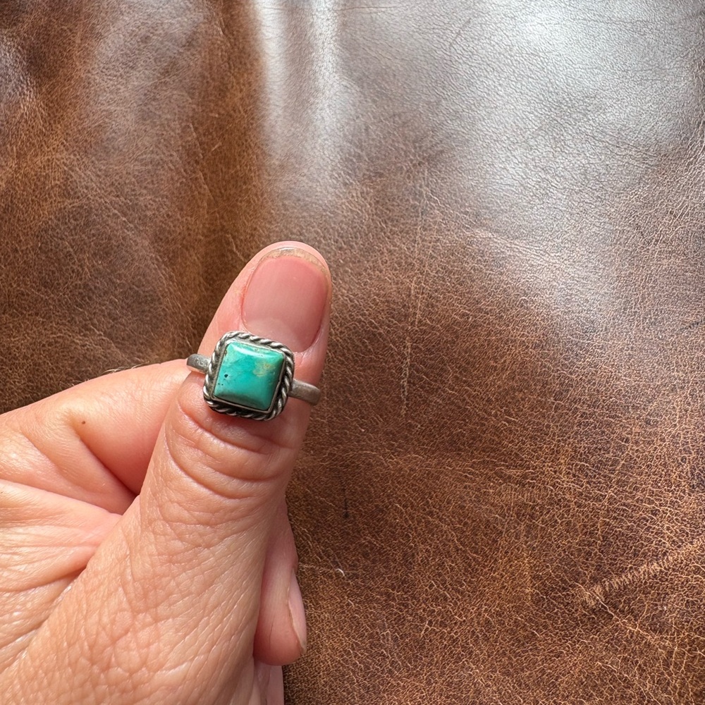 Turquoise Square Ring - Picture 4 of 4